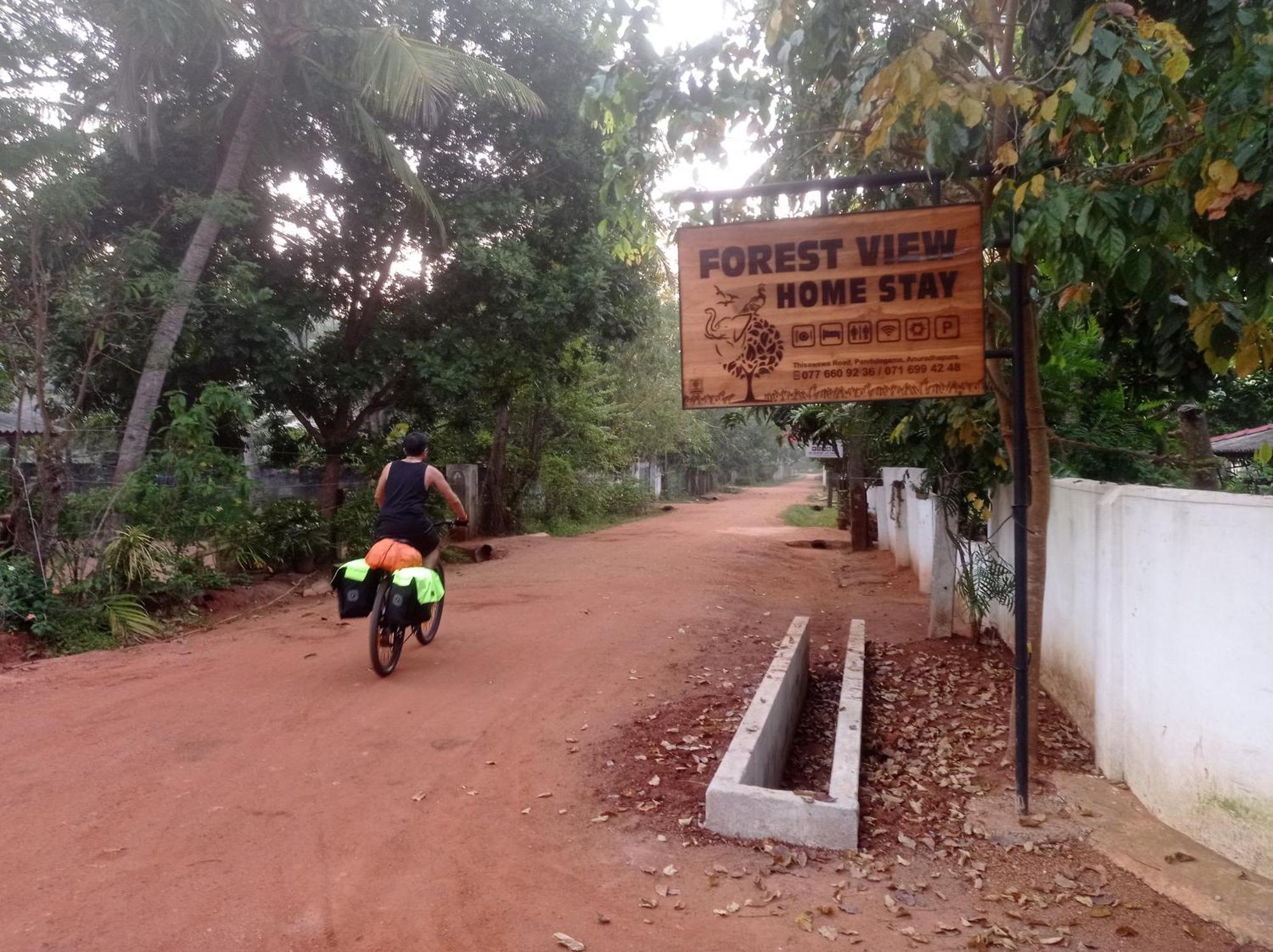 Forest View Home Stay Anuradhapura Exterior foto